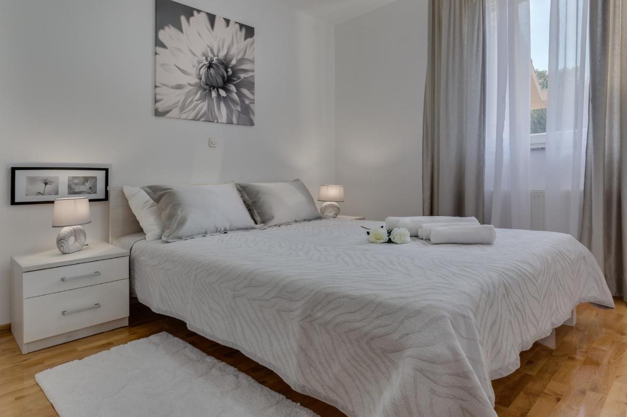Villa Zlatni Dvori Zadarvillas Razanac Ngoại thất bức ảnh